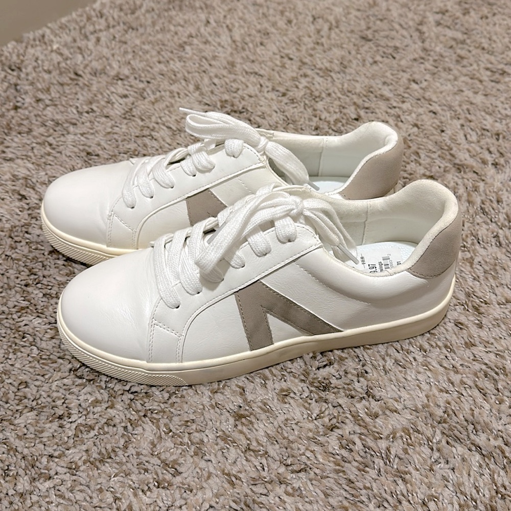 Brand new MIA italia sneakers